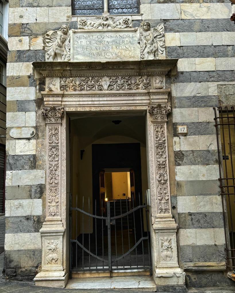 Piazza San Matteo in Genoa.
